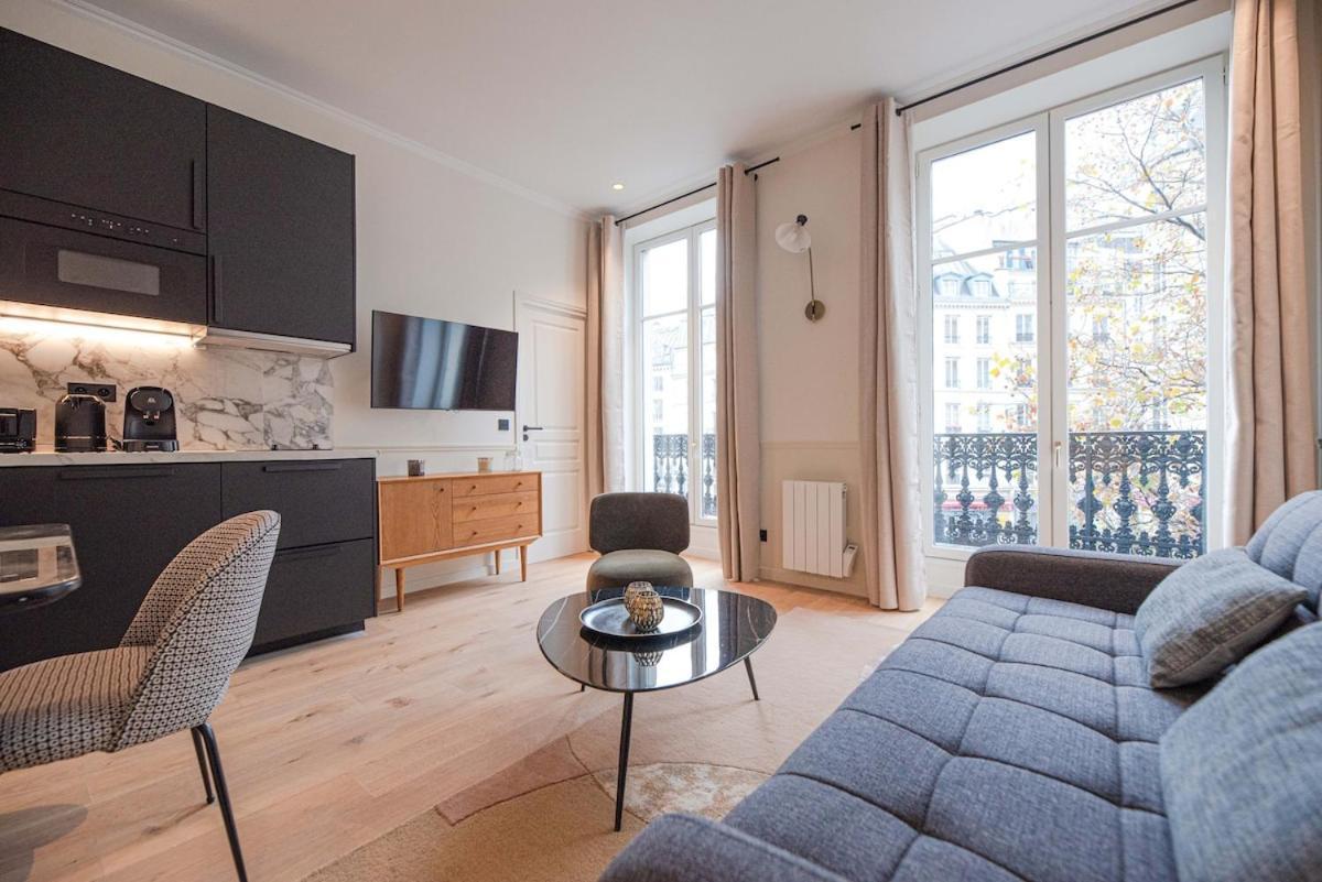 De Luxe Dans Le Centre De 2-4p Apartment